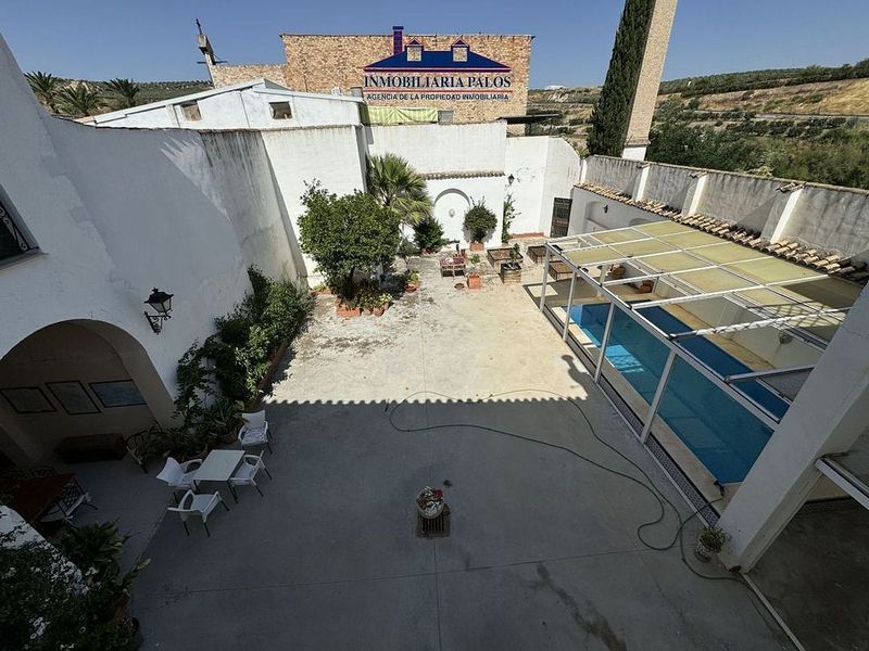 5 bedrooms House in Cordoba, Spain No. 228594