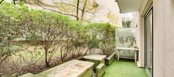 Studio à Paris, France No. 180927 2