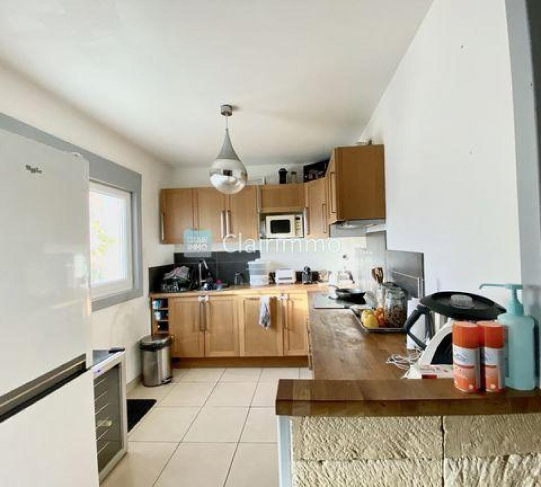 3 Schlafzimmer Haus in Marignane, France, Nr. 9888