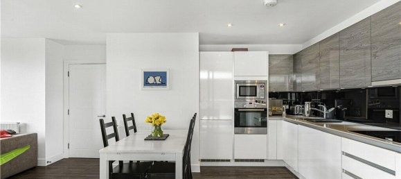 2 bedrooms Apartment in London, United Kingdom No. 8719 9