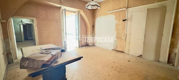 5 bedrooms Apartment in Naples, Italy No. 14420 8