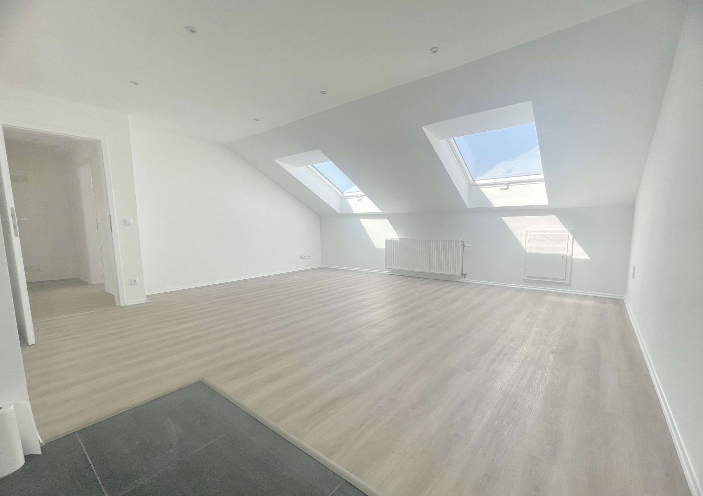 Квартира с 2 спальнями в Рейн-Неккар, Германия № 267735