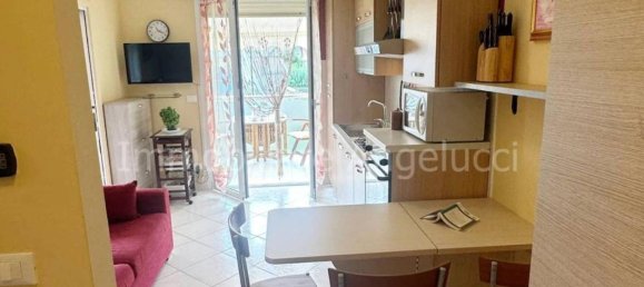 2-salle Appartement à Borghetto Santo Spirito, Italy No. 134691 5