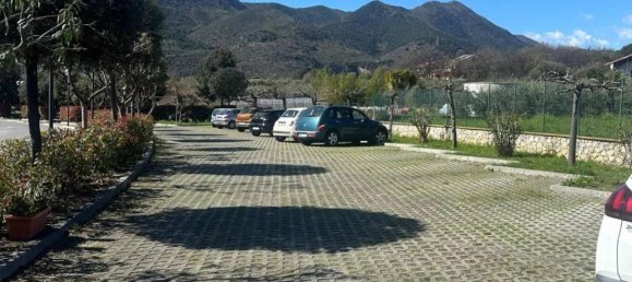 2-salle Appartement à Borghetto Santo Spirito, Italy No. 134691 14