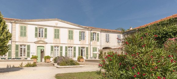 2 bedrooms Duplex in Saint-Martin-de-Re, France No. 300972 3