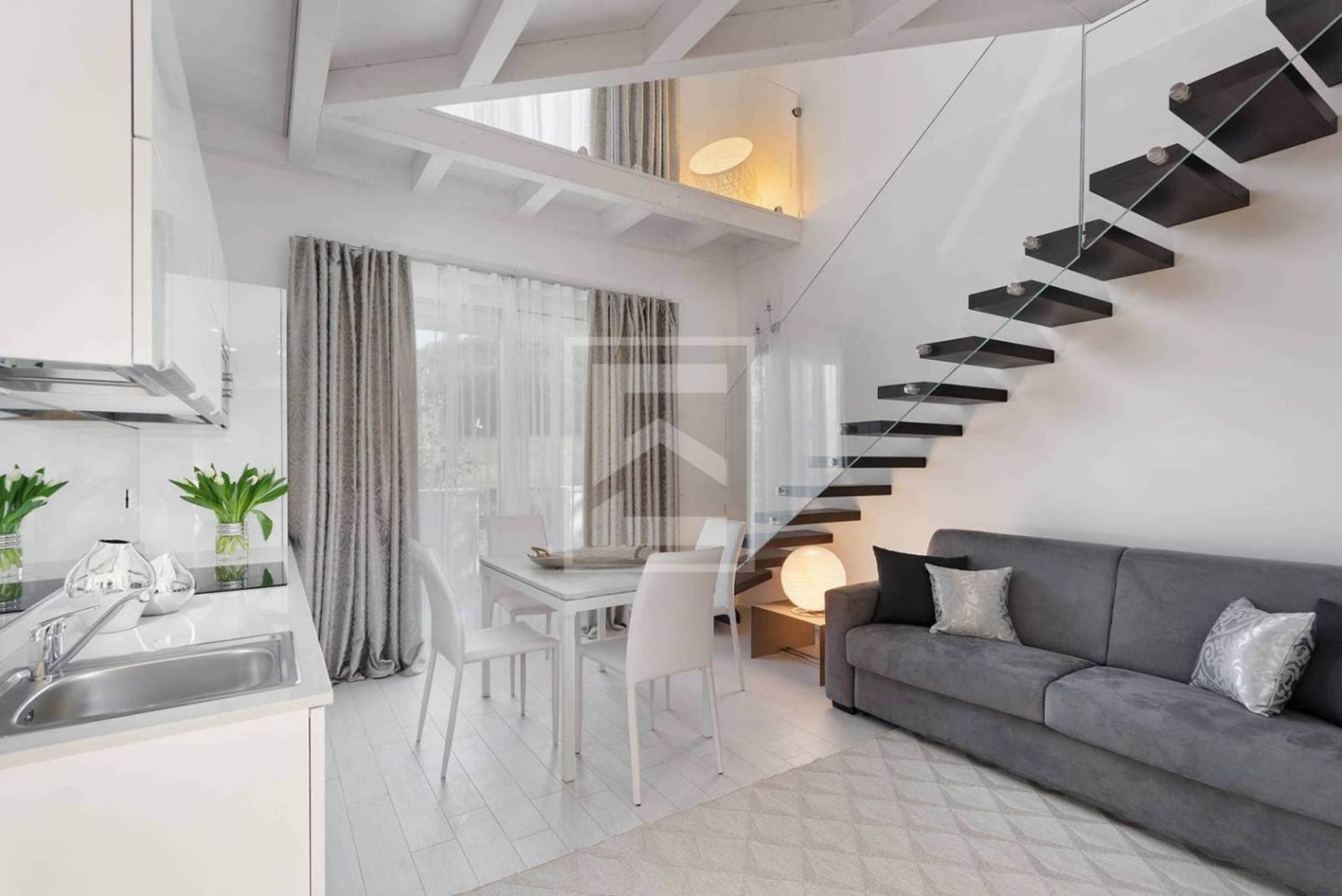 1 Schlafzimmer Wohnung in Desenzano del Garda, Italy, Nr. 378741