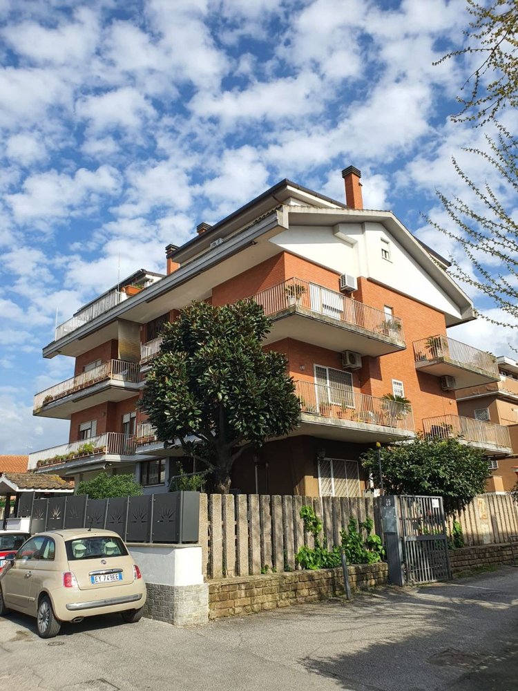 3-Zimmer Penthouse in Rome, Italy, Nr. 190440