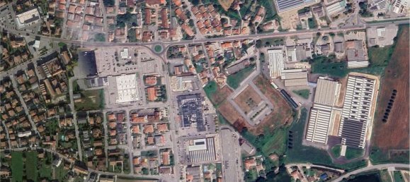 Gewerbliche Immobilie in Lendinara, Italy 86m², Nr. 298776 3