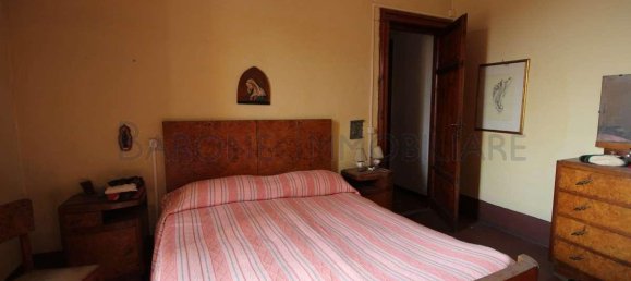 Квартира с 6 комнатами в Масса, Италия № 117426 18