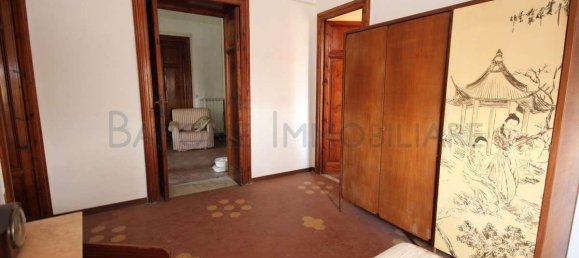 Квартира с 6 комнатами в Масса, Италия № 117426 19