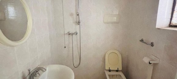 16 rooms Villa in Salò, Italy No. 9682 6