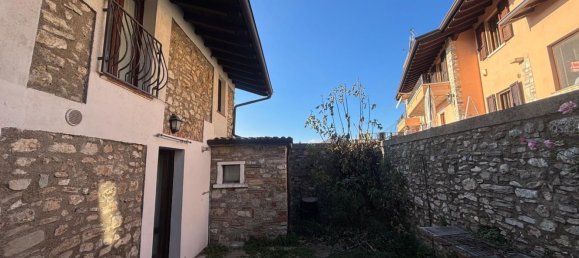 16 rooms Villa in Salò, Italy No. 9682 7