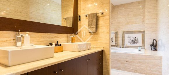 Таунхаус с 5 спальнями в Эсплугес-де-Льобрегат, Испания № 28939 20