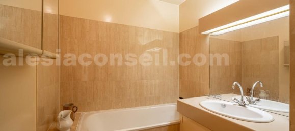 Apartamento de 3 dormitorios en Montrouge, France No. 352033 16