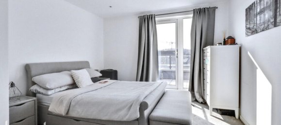 1 bedroom Apartment in Purley, United Kingdom No. 4874 10