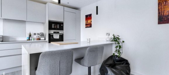 1 bedroom Apartment in Purley, United Kingdom No. 4874 4