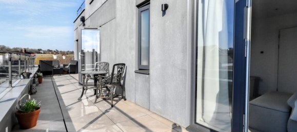 1 bedroom Apartment in Purley, United Kingdom No. 4874 2