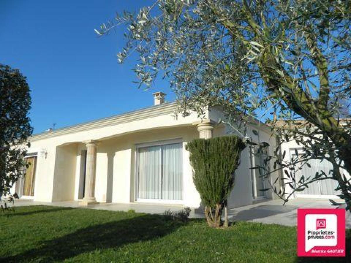 4 غرف نوم منزل في Niort, France رقم 24680