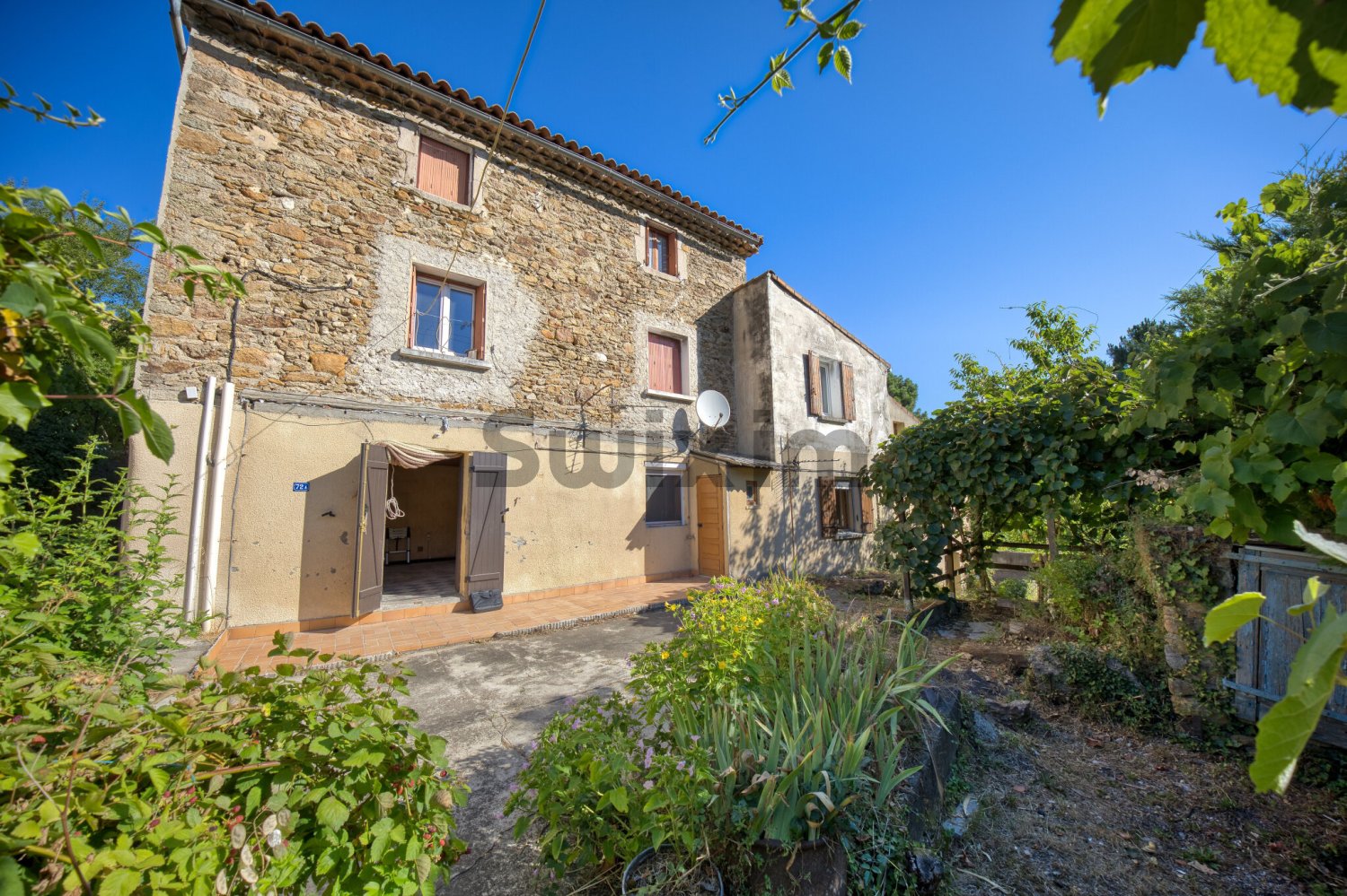 2 bedrooms Apartment in Ales, France No. 292420