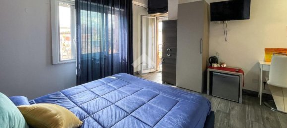 4-salle Appartement à Pace del Mela, Italy No. 48995 21