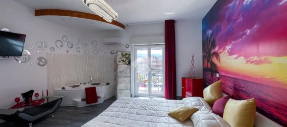 4-salle Appartement à Pace del Mela, Italy No. 48995 12