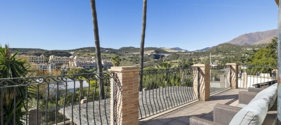 4 Schlafzimmer Villa in Estepona, Spain, Nr. 131346 10