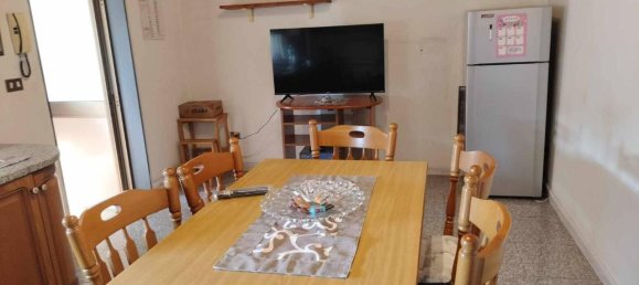 Дом с 8 комнатами в Лентини, Италия № 157821 9