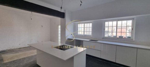 3 bedrooms Villa in Lagos, Portugal No. 92080 12