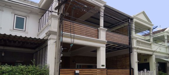 3 غرف نوم منزل في Khlong Toei, Thailand رقم 9890 12