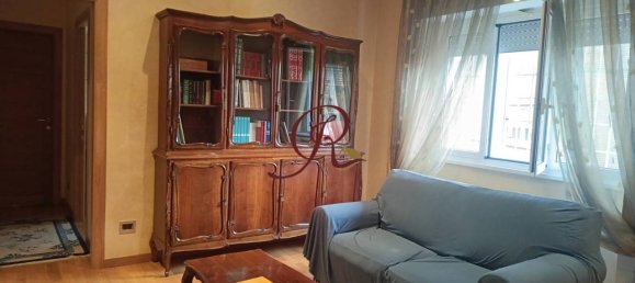 4 rooms Apartment in Rome, Italy No. 36031 10