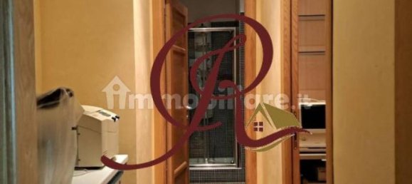4 rooms Apartment in Rome, Italy No. 36031 16