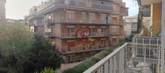 4 rooms Apartment in Rome, Italy No. 36031 8