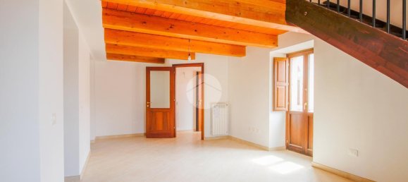 Dúplex de 4 habitaciónes en L'Aquila, Italy No. 235427 9