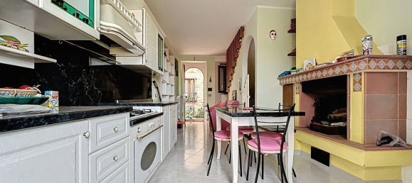 4 Schlafzimmer Haus in Montalto delle Marche, Italy, Nr. 312452 9
