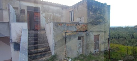 5-Zimmer Haus in Spoltore, Italy, Nr. 17784 3