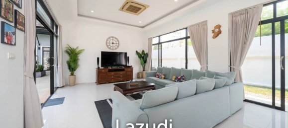 4 bedrooms Villa in Bang Tao, Thailand No. 19946 6