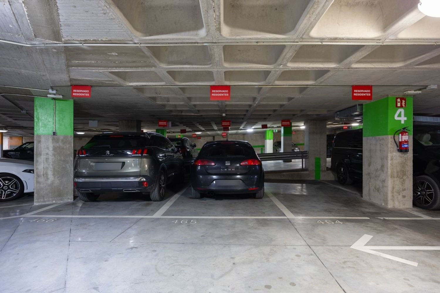 Garage in Madrid, Spain, Nr. 95450