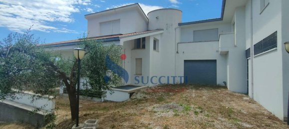 Villa de 10 habitaciónes en Tortoreto, Italy No. 177802 29