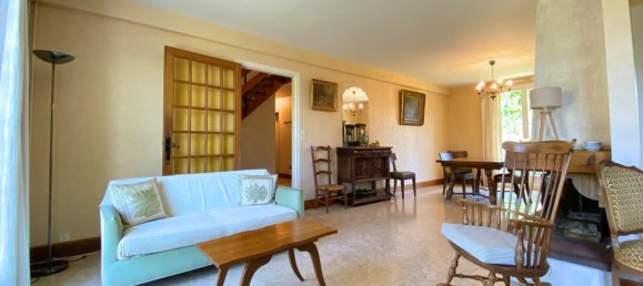 Casa de 5 dormitorios en Saint-Prest, France No. 61555 18