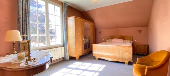 Casa de 5 dormitorios en Saint-Prest, France No. 61555 34