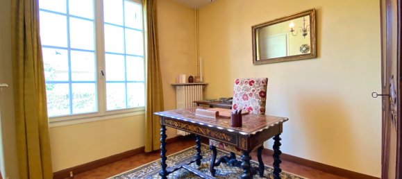 Casa de 5 dormitorios en Saint-Prest, France No. 61555 17