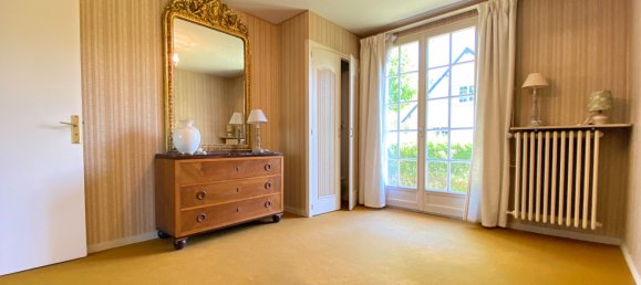 Casa de 5 dormitorios en Saint-Prest, France No. 61555 14