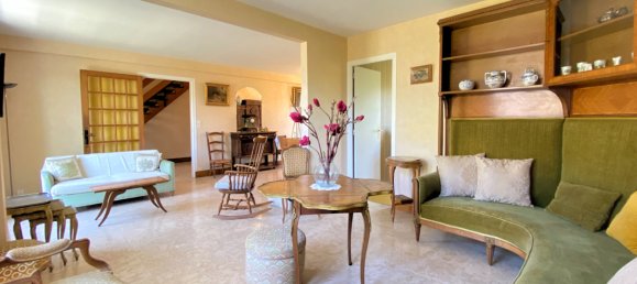 Casa de 5 dormitorios en Saint-Prest, France No. 61555 15