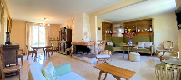 Casa de 5 dormitorios en Saint-Prest, France No. 61555 3