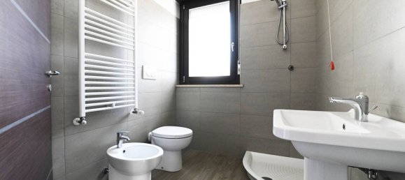 1 bedroom Penthouse in Sesto San Giovanni, Italy No. 52782 13