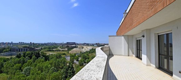 1 bedroom Penthouse in Sesto San Giovanni, Italy No. 52782 12