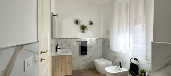 Apartamento T2 em Palermo, Italy N.º 356691 16