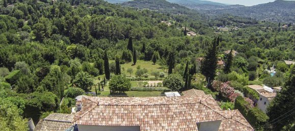 5 bedrooms Villa in Grasse, France No. 38200 4