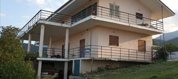 Property في Phthiotis, Greece 350متر مربع رقم 4465 3