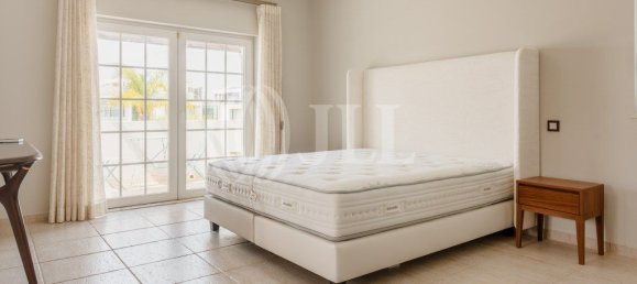 4 bedrooms House in Almancil, Portugal No. 14094 18